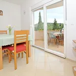 Apartamento Vidov By The Kali