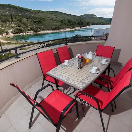 Lejlighed Vidov By The *