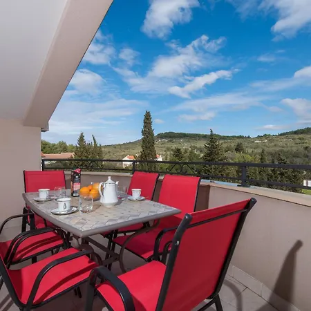 Apartment Vidov Kali