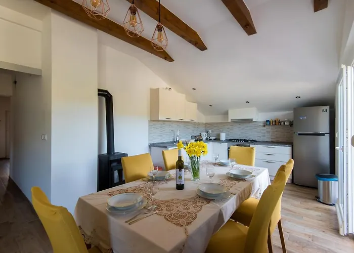 Vidov By The Кали