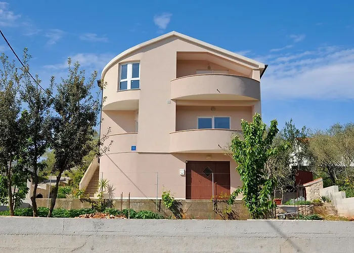 Vidov By The Апартаменты *