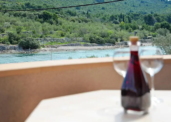 Vidov By The Апартаменты *