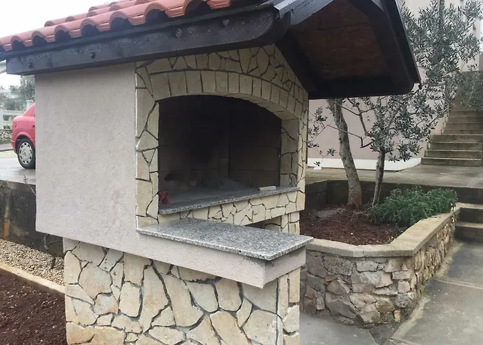 Апартаменты Vidov By The