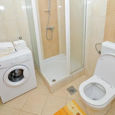 Vidov By The
